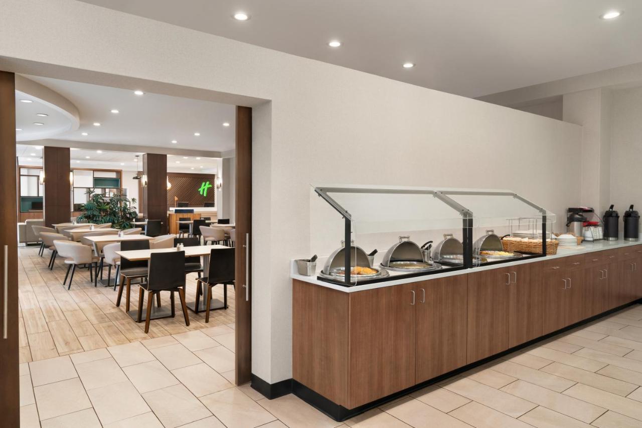 Holiday Inn Florence By Ihg Exterior photo
