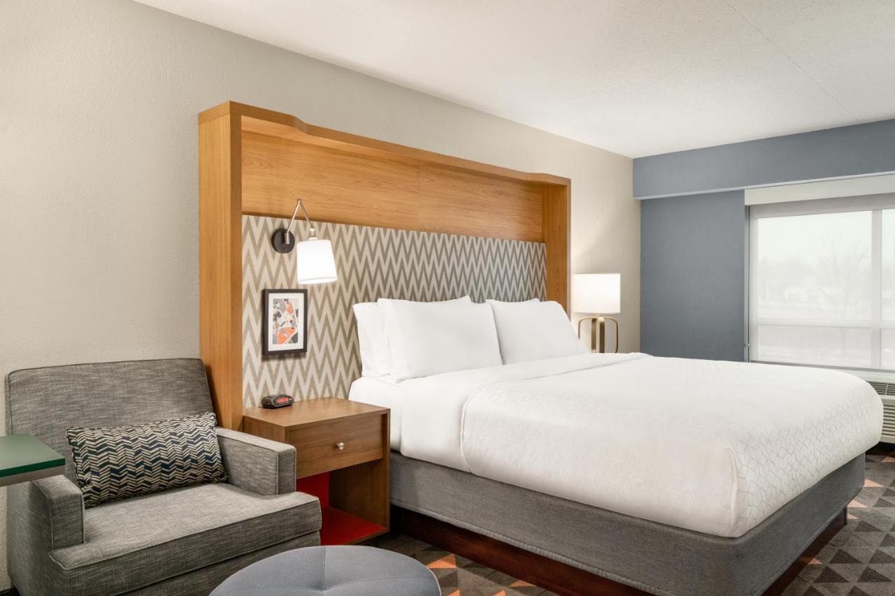 Holiday Inn Florence By Ihg Exterior photo
