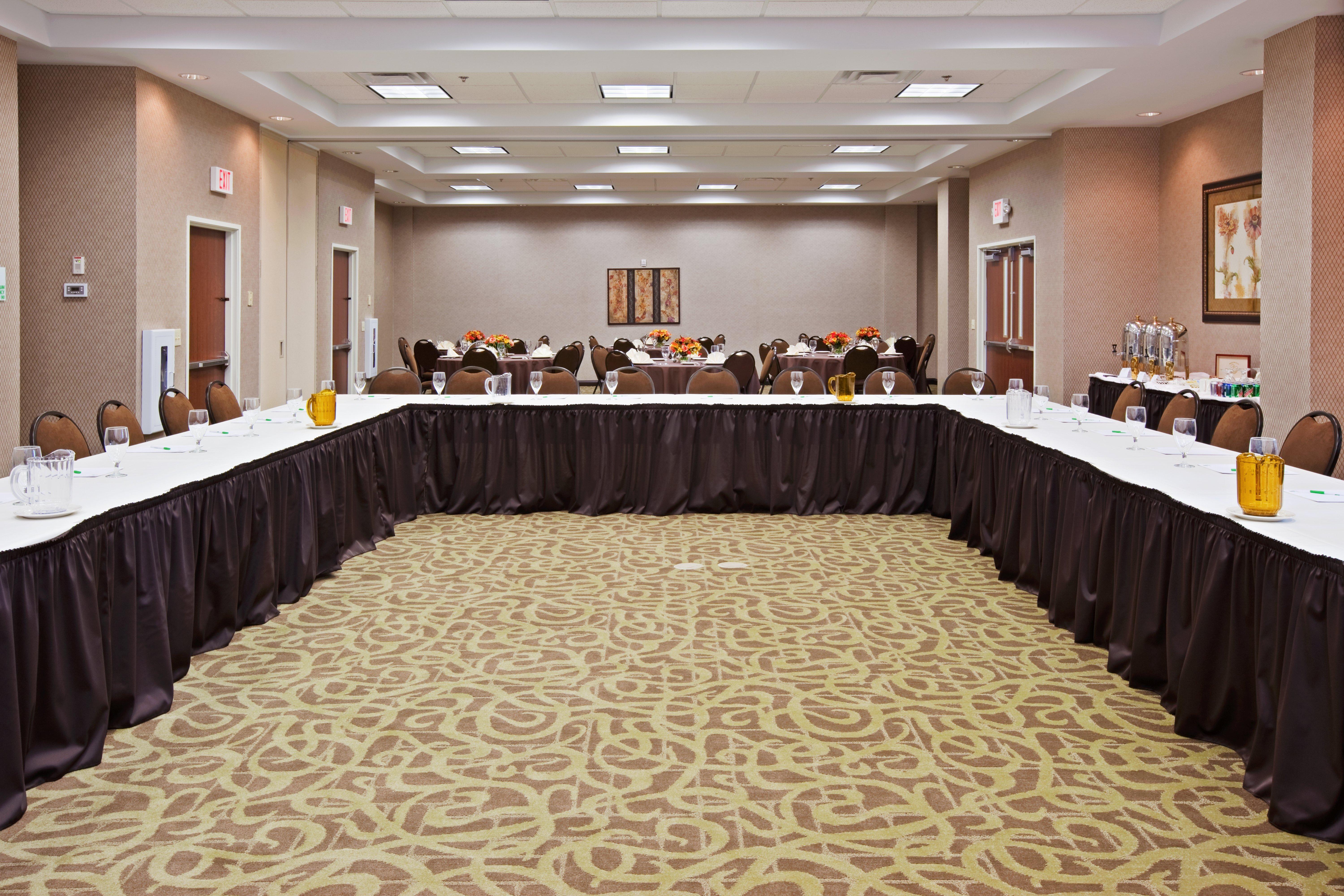 Holiday Inn Florence By Ihg Exterior photo